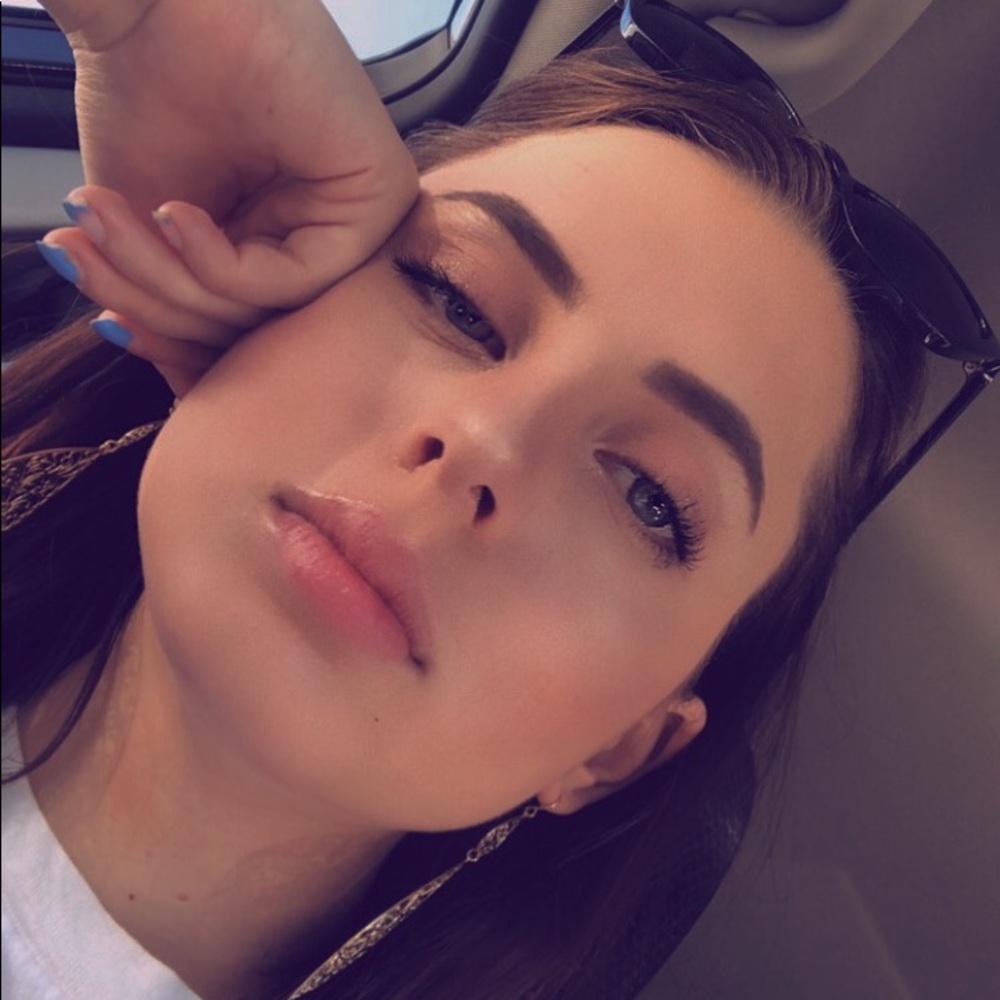 Meet your Posher, Kacie